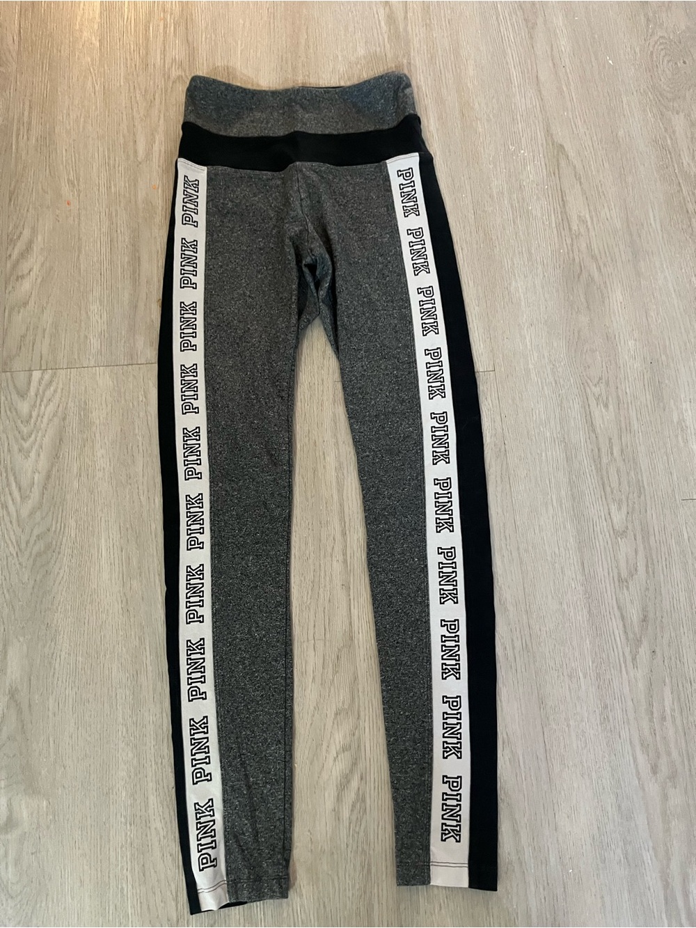 PINK Yoga Victoria's Secret Gray Heather Leggings with Side Logo Stripe XS